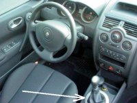 2009-renault-megane-2-hatchback-interior.jpg