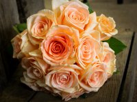 Bouquets_Roses_Closeup_527555_2400x1800.jpg